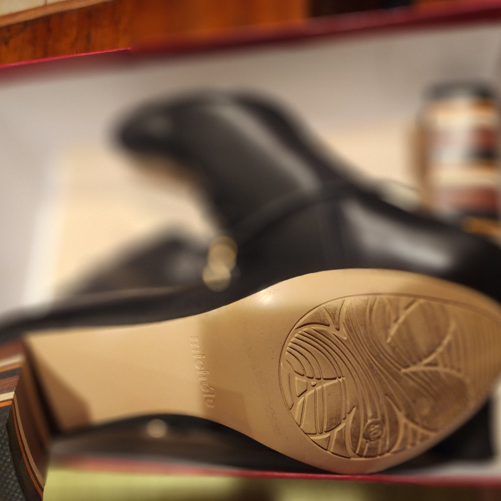 Women shoes